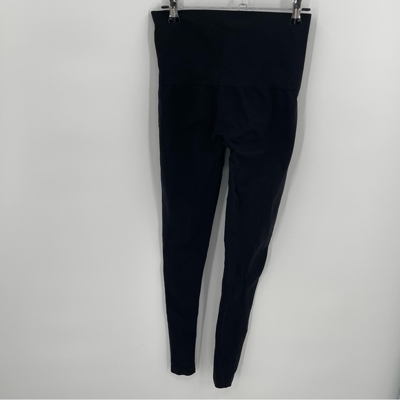 Assets By Spanx Seamless Shaping Slimming Leggings Black Women’s Medium - Picture 7 of 7